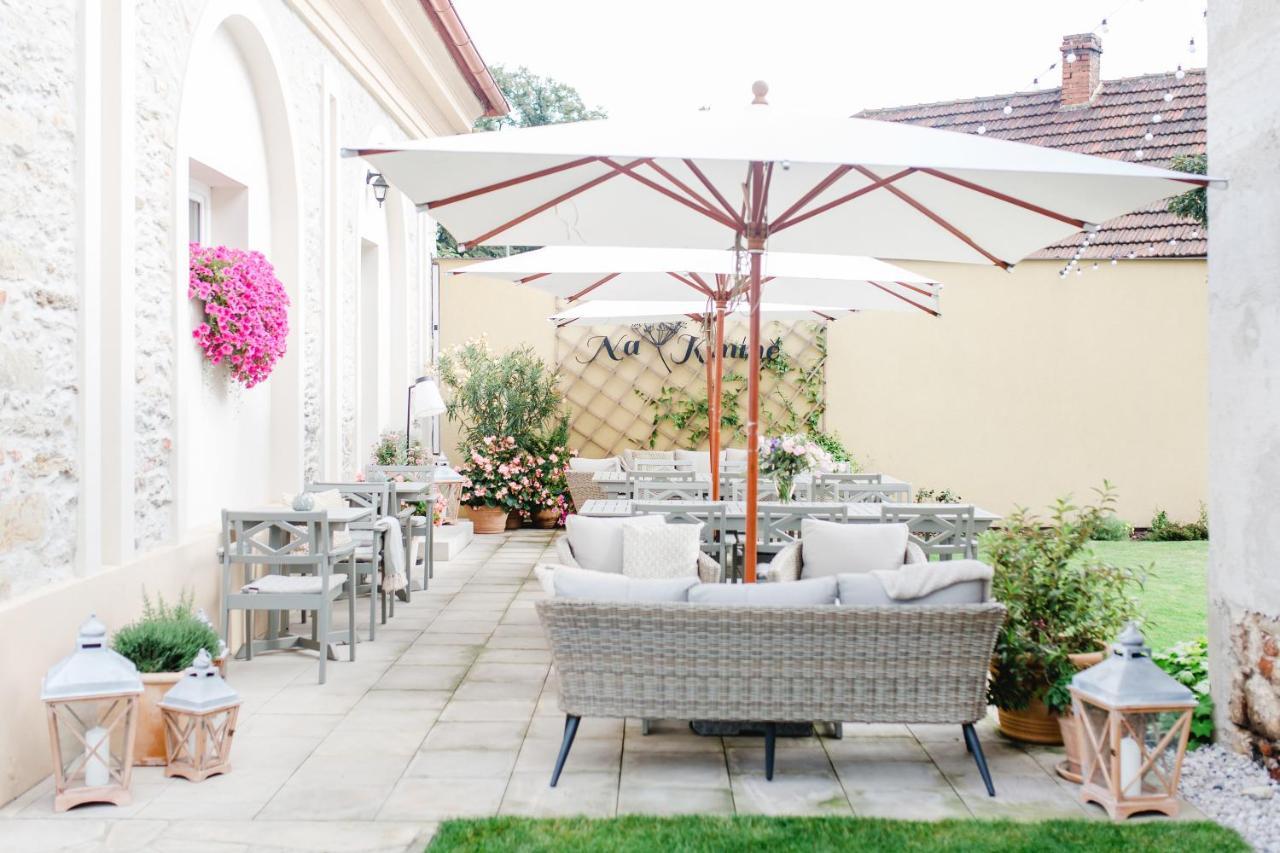 Na Kmine Hotel Obristvi Exterior photo